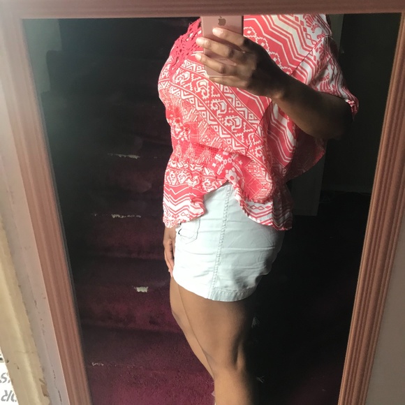 Large - American Dream - Pink and White Blouse - Picture 4 of 6